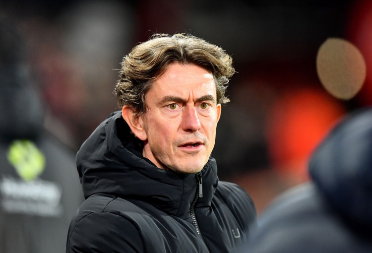 凤凰体育APP-弗兰克：完全理解特尔为落选欧冠名单沮丧  欧足联应修改规则