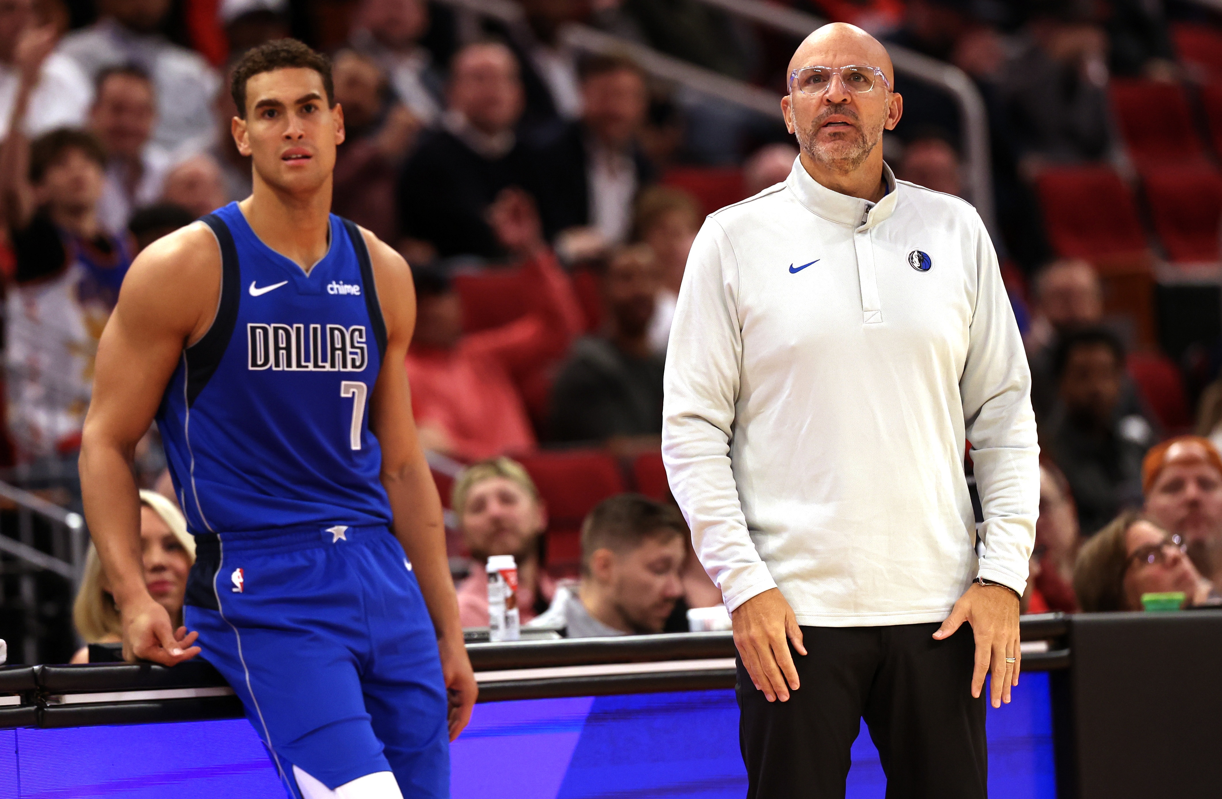 基德：鲍威尔现在竞技状态非常好 他上次两双还是2023年的事